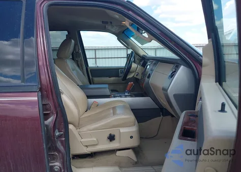 2010 Ford Expedition El Eddie Bauer/King Ranch z USA, uszkodzony, nr VIN 1FMJK1J54AEA88131